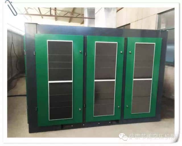 薩震132kw永磁變頻雙級壓縮螺桿空壓機背面